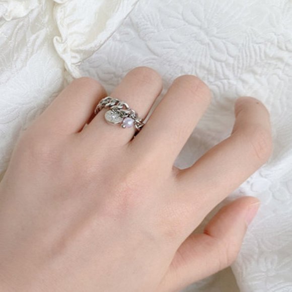 ♠️ NWT Statement Silver Ring with Pearl - Picture 5 of 5